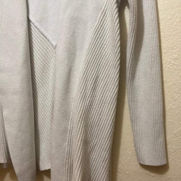 Asoie Women's Off White Open Front Silk Blend Knit Cardigan Sweater Size Small - Picture 3 of 6